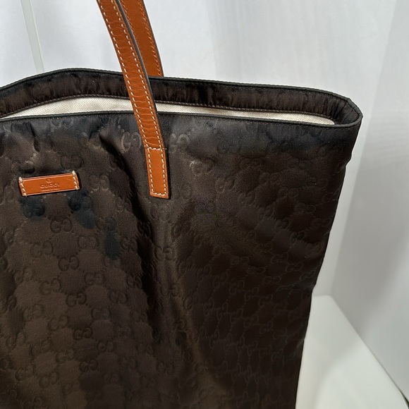 Authentic GUCCI Embossed GG Monogram Shopper Tote- Dark Brown - Picture 5 of 15